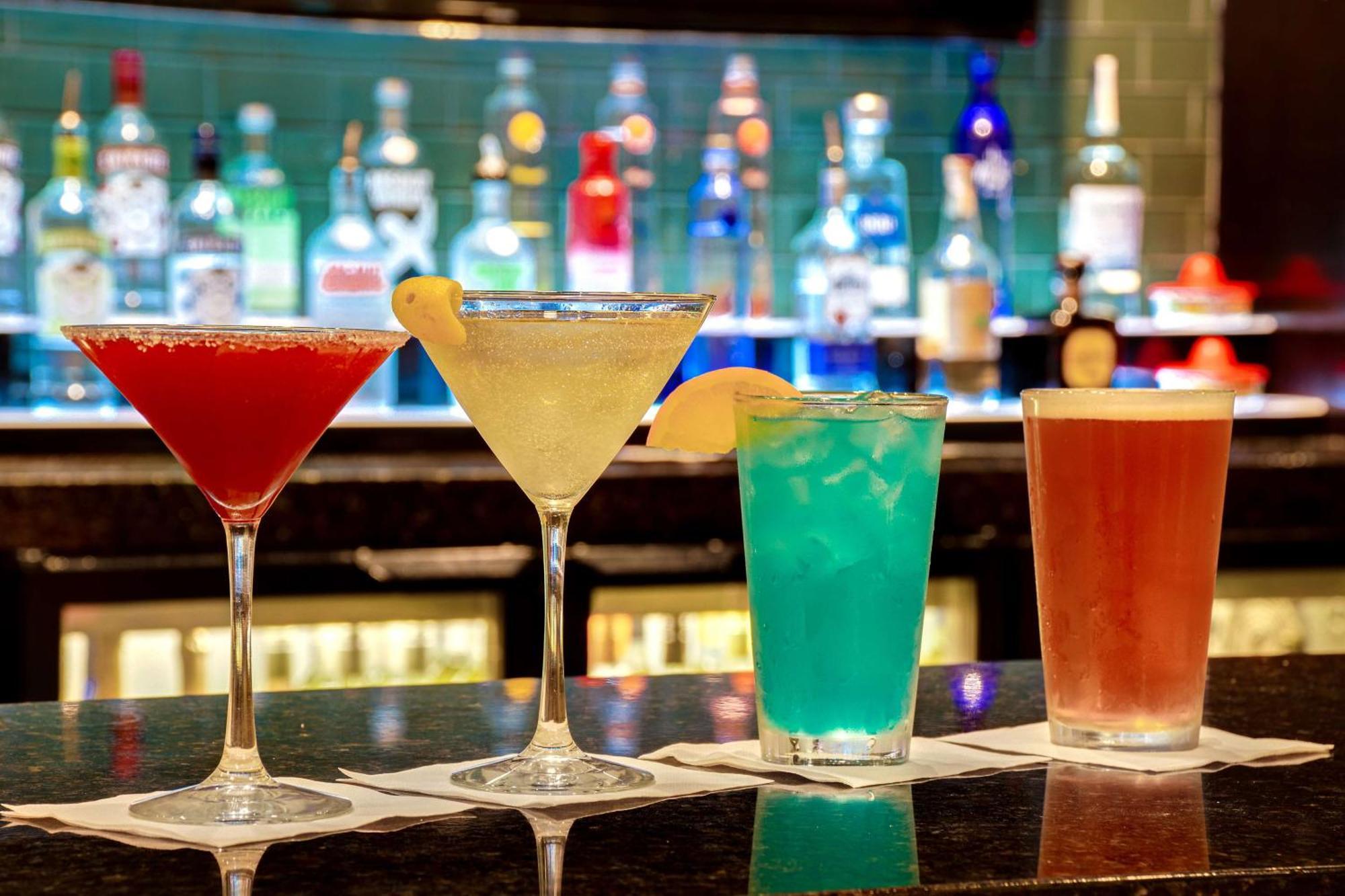 Embassy Suites By Hilton Jacksonville Baymeadows Bagian luar foto