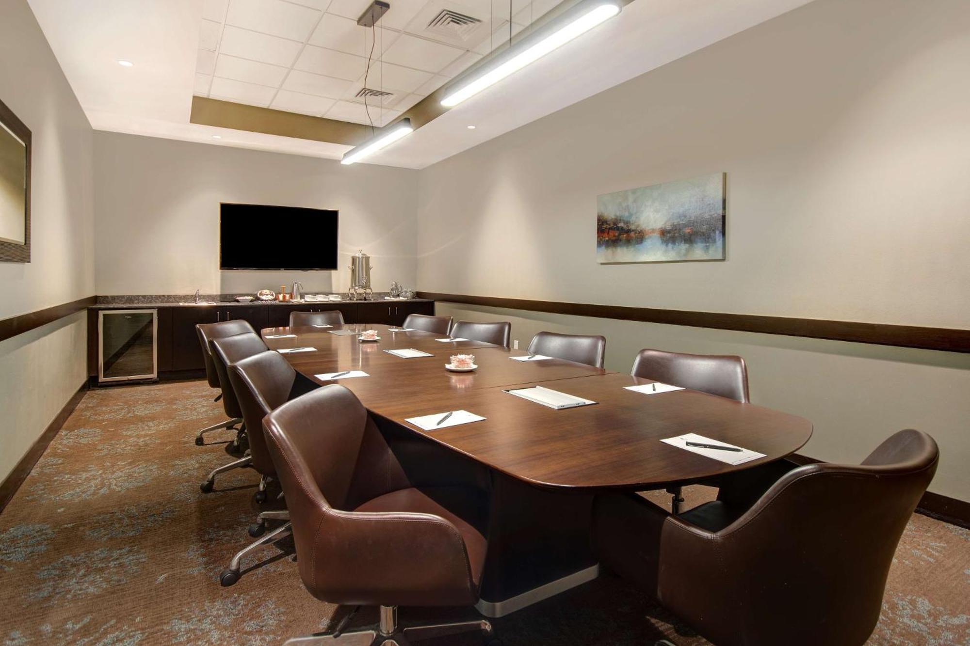 Embassy Suites By Hilton Jacksonville Baymeadows Bagian luar foto